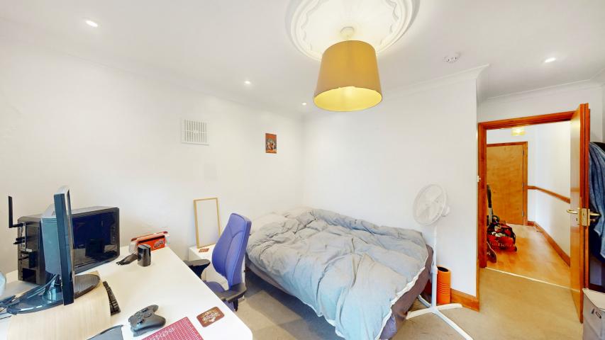 Modern and Central Apartment Grosvenor Gardens, Willesden Green
